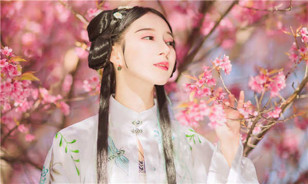 巴林左供卵试管婴儿：助您实现家庭梦想的科学方案